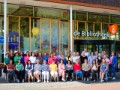 Groepsfoto medewerkers bibliotheek